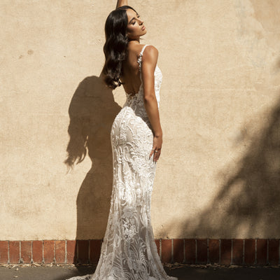 Ivy – Designer Strapless Wedding Gown with V-Shaped Waistline